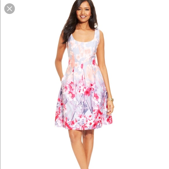 Nine West Dresses & Skirts - 4 For $25 💸 Nine West spring floral printed dress